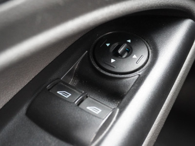 Ford Transit Connect 1.5 EcoBlue 100PK L2 EURO 6 - Airco - Navi - Cruise - €13.950,- Excl. foto 19