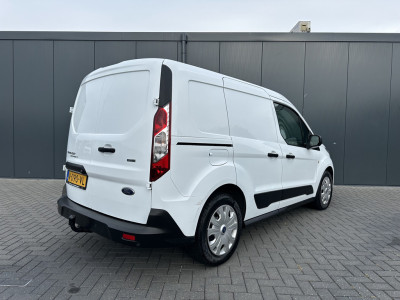 Ford Transit Connect 1.5 EcoBlue 120 PK / L1H1 / 1e EIGENAAR / TREKHAAK / CAMERA / NAV / AIRCO / CRUISE foto 3