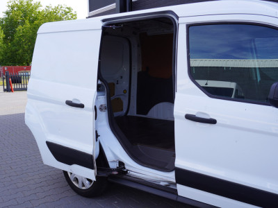 Ford Transit Connect 1.5 EcoBlue EURO 6 - Airco - Trekhaak - € 12.900,- Excl. 9