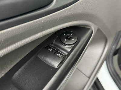 Ford Transit Connect 1.5EcoBlue Imperiaal | Trekhaak | Airco | Cruise | Betimmering foto 8