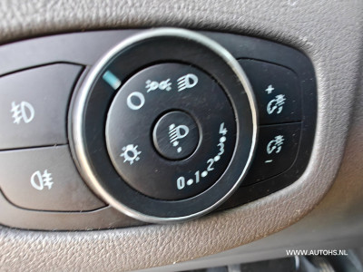Ford Transit Connect 1.5 EcoBlue L1 Trend , Euro 6 , Apk juli 2027 , airco, 1e Eig , Ex overheid bus , in pracht staat. 14