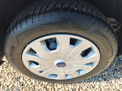 Ford Transit Connect 1.5 EcoBlue L1 Trend , Euro 6 , Apk juli 2027 , airco, 1e Eig , Ex overheid bus , in pracht staat. 9