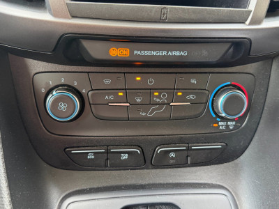 Ford Transit Connect 1.5 EcoBlue L2 Trend / Camera / Trekhaak / Cruise / 3 zits 10