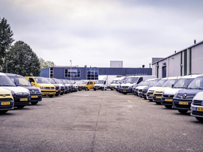 Ford Transit Connect 1.5 EcoBlue L2 Trend / Camera / Trekhaak / Cruise / 3 zits 14