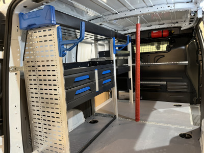Ford Transit Connect 1.5 EcoBlue L2 Trend Servicebus / Sortimo Inrichting / Euro 6 / Schuifdeur L + R / 220V. / Airco / Cruise Control / PDC / Trekhaak / 78.300 KM !! foto 13