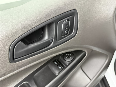 Ford Transit Connect 1.5EcoBlue Lang | 3-Zits | Multimedia | Airco | Cruise | trekhaak foto 8