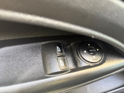 Ford Transit Connect 1.5 TDCI L2 Trend 3-Zits Airco Cruise control Trekhaak foto 17