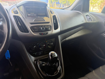 Ford Transit Connect 1.5 TDCI L2 Trend 3-Zits Airco Cruise control Trekhaak foto 9
