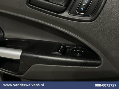 Ford Transit Connect 2.0 TDCI 120pk L2H1 Euro6 Airco | Camera | Navigatie | Android Auto | Stoelverwarming | Verwarmde Voorruit Parkeersensoren, 1500kg trekvermogen foto 18