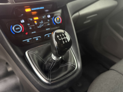 Ford Transit Connect Active Benzine | 3-Zits | Multimedia | Camera | Airco | Cruise | Betimmering foto 17