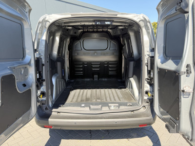 Ford Transit Courier 1.0 EcoBoost 101 PK / LIMITED / BENZINE / **5.293 KM!!** / ECC / ADAPTIVE CRUISE / CAMERA / BLINDSPOT / LED foto 8