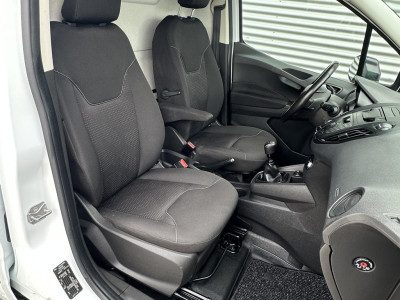 Ford Transit Courier 1.0 Trend Benzine foto 4