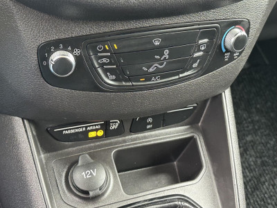 Ford Transit Courier 1.0 Trend Benzine foto 9