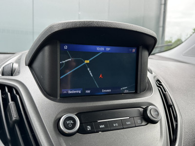 Ford Transit Courier 1.5 TDCI / 1e EIGENAAR / 21.248 KM ! / AIRCO / STOELVERWARMING / PDC / NAVIGATIE / CARPLAY 12