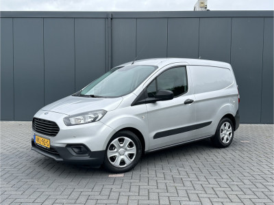 Ford Transit Courier 1.5 TDCI / 1e EIGENAAR / 21.248 KM ! / AIRCO / STOELVERWARMING / PDC / NAVIGATIE / CARPLAY 2