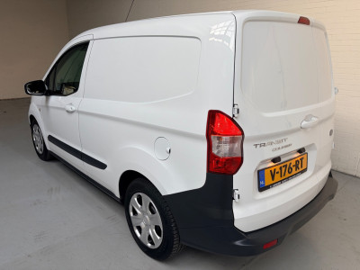 Ford Transit Courier 1.5 TDCI Trend, Airco, CruiseControl, Stoel verwarming Schuifdeur 1ste eigenaar Nederlandse bus RIJKLAARPRIJS foto 6