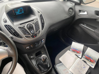Ford Transit Courier 1.6 TDCI Trend * 2016 * AC/Clima * 1e Eigenaar *  Euro5 * PDC * Navigatie * Cruise Control * APK 25-2-2026 * foto 11