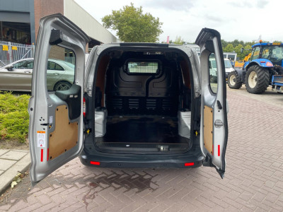 Ford Transit Courier 1.6 TDCI Trend * 2016 * AC/Clima * 1e Eigenaar *  Euro5 * PDC * Navigatie * Cruise Control * APK 25-2-2026 * foto 4
