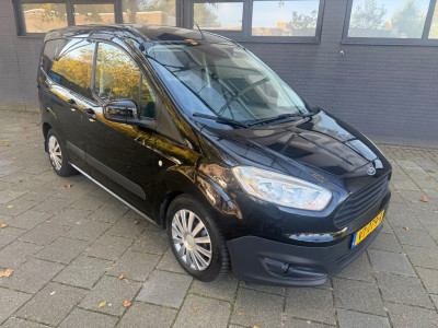 Ford Transit Courier 1.6 TDCI Trend Airco Navi foto 2