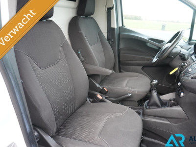 Ford Transit Courier * Benzine * Koelauto * Koelwagen * Koel foto 7