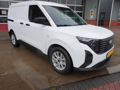 Ford Transit Courier EcoBlue 100PK Trend Nieuw model Airco | Apple cp-Android auto | Trekhaak foto 2