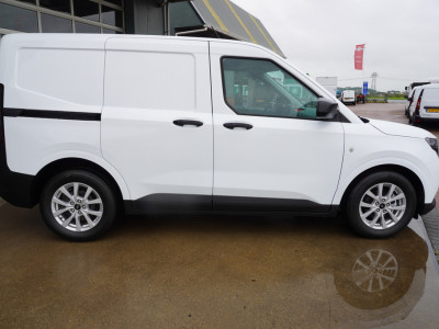 Ford Transit Courier EcoBlue 100PK Trend Nieuw model Airco | Apple cp-Android auto | Trekhaak foto 3