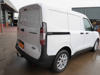 Ford Transit Courier EcoBlue 100PK Trend Nieuw model Airco | Apple cp-Android auto | Trekhaak foto 4
