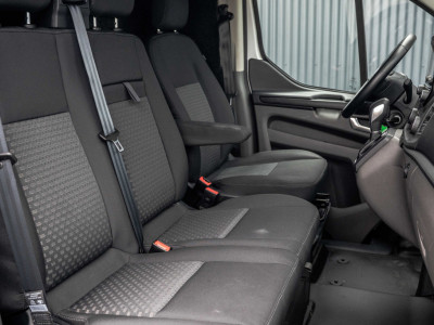 Ford Transit Custom 2.0 EcoBlue L1H1 | 130 PK | 3-Zits | Automaat | 1e Eigenaar | Camera | Cruise | PDC | Airco foto 13