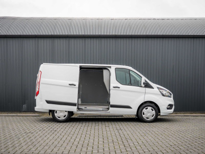 Ford Transit Custom 2.0 EcoBlue L1H1 | 130 PK | 3-Zits | Automaat | 1e Eigenaar | Camera | Cruise | PDC | Airco foto 7