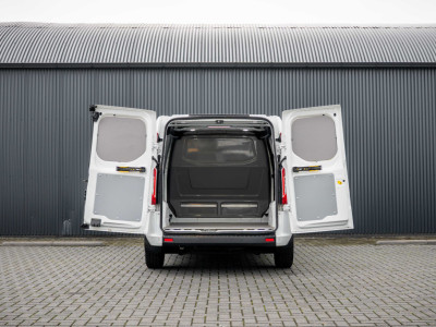 Ford Transit Custom 2.0 EcoBlue L1H1 | 130 PK | 3-Zits | Automaat | 1e Eigenaar | Camera | Cruise | PDC | Airco foto 9