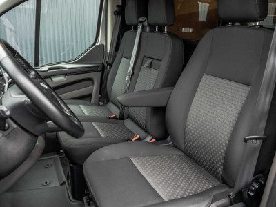 Ford Transit Custom 2.0 EcoBlue L1H1 | Automaat | 3-Zits | Camera | Carplay | Cruise | PDC | Airco | Trekhaak foto 14