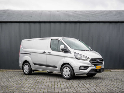 Ford Transit Custom 2.0 EcoBlue L1H1 | Automaat | 3-Zits | Camera | Carplay | Cruise | PDC | Airco | Trekhaak foto 4
