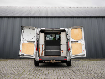 Ford Transit Custom 2.0 EcoBlue L1H1 | Automaat | 3-Zits | Camera | Carplay | Cruise | PDC | Airco | Trekhaak foto 9