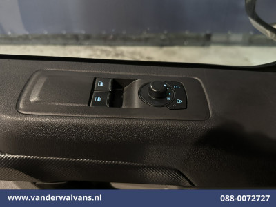Ford Transit Custom 2.0 TDCI 111pk L2H1 Euro6 Airco | Camera | Navigatie | LED | Apple Carplay | Cruisecontrol Android Auto, Verwarmde voorruit, Stoelverwarming, Parkeersensoren, Bijrijdersbank foto 20