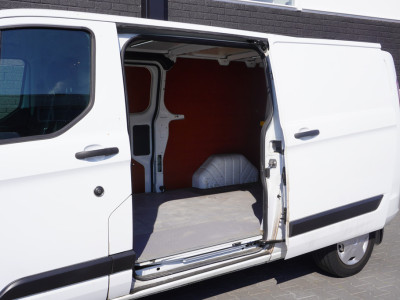 Ford Transit Custom 2.0 TDCI 130PK 2x Schuifdeur L2 - EURO 6 - Airco - Navi - Cruise - €13.950,- Excl. 7