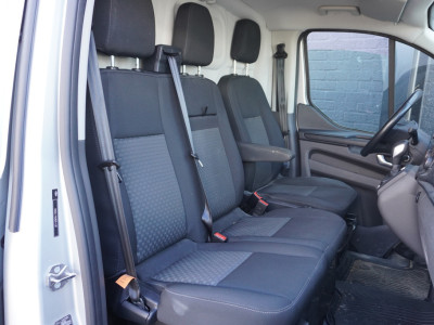 Ford Transit Custom 2.0 TDCI 130PK Automaat EURO 6 - Airco - Cruise - Camera - €15.900,- Excl. 5