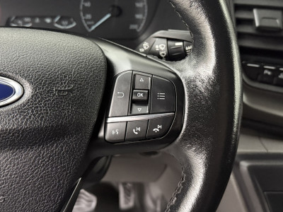 Ford Transit Custom 2.0TDCI 130PK Automaat Limited | Trekhaak | Dakdraagsysteem | Multimedia | Camera | Airco | Cruise | 3-Zits | Betimmering foto 16