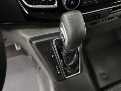 Ford Transit Custom 2.0TDCI 130PK Automaat Limited | Trekhaak | Navigatie | Camera | Multimedia | 3-Zits | Airco | Cruise foto 17