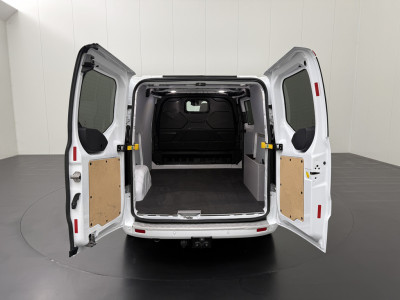 Ford Transit Custom 2.0TDCI 130PK Automaat Limited | Trekhaak | Navigatie | Camera | Multimedia | 3-Zits | Airco | Cruise foto 4
