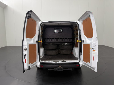 Ford Transit Custom 2.0TDCI 130PK Dubbele Cabine 6-Persoons Raptor Sport | Navigatie | Camera | Airco | Cruise | Trekhaak foto 4