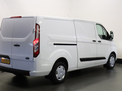 Ford Transit Custom 2.0 TDCI 130PK L2 EURO 6 - Airco - Cruise - Camera - € 12.950,- Excl. foto 2