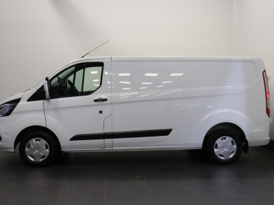Ford Transit Custom 2.0 TDCI 130PK L2 EURO 6 - Airco - Cruise - Camera - € 12.950,- Excl. foto 8