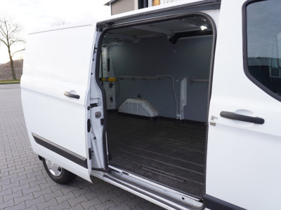 Ford Transit Custom 2.0 TDCI 130PK L2 EURO 6 - Airco - Cruise - PDC - €13.950,- Excl. foto 7