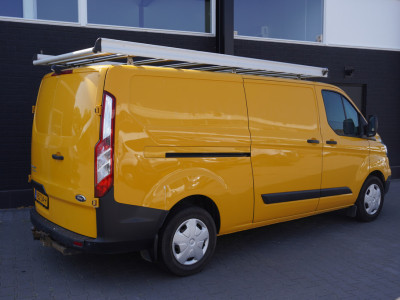 Ford Transit Custom 2.0 TDCI 130PK L2 EURO 6 - Airco - Cruise - PDC - Trekhaak - € 11.950,- Excl. 2
