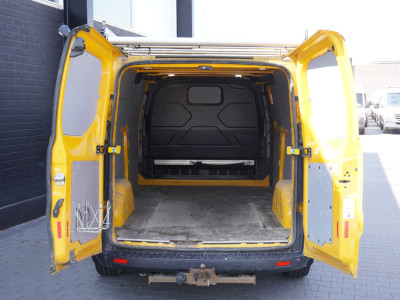 Ford Transit Custom 2.0 TDCI 130PK L2 EURO 6 - Airco - Cruise - PDC - Trekhaak - € 11.950,- Excl. 8