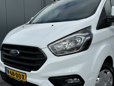 Ford Transit Custom 2.0 TDCI 130 PK / L2H1 / 1e EIG. / 2.800 KG AHG / IMPERIAAL / TREKHAAK / ALUCA INRICHTING / CRUISE / AIRCO foto 17
