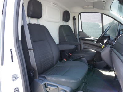 Ford Transit Custom 2.0 TDCI 130PK L2H2 Automaat EURO 6 - Airco - Navi - Cruise - € 20.900,- Excl. 5