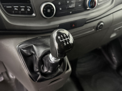 Ford Transit Custom 2.0TDCI 130PK Lang | 2xSchuifdeur | Imperiaal | Trekhaak | Multimedia | Camera | Airco | Cruise | 3-Zits foto 17