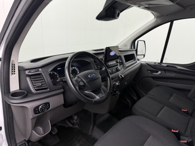 Ford Transit Custom 2.0TDCI 130PK Lang | 2xSchuifdeur | Imperiaal | Trekhaak | Multimedia | Camera | Airco | Cruise | 3-Zits foto 3