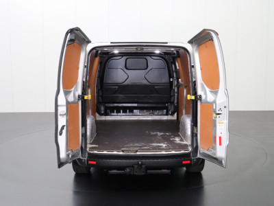Ford Transit Custom 2.0TDCI 130PK Lang Edition | Navigatie | Camera | Airco | 3-Persoons | Trekhaak | 3-Persoons foto 4